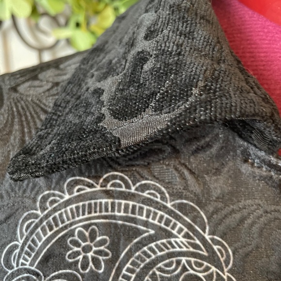 Goa Paris. NWOT What can I say that the pics don’t - Picture 5 of 15